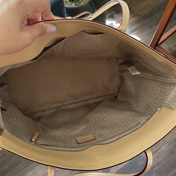 Kate Spade Tan Stripped Everyday Tote - Picture 9 of 10